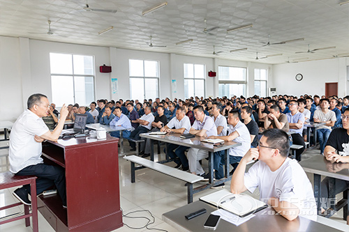 生物質(zhì)顆粒燃料鍋爐價格 ，生物質(zhì)鍋爐多少錢一臺？